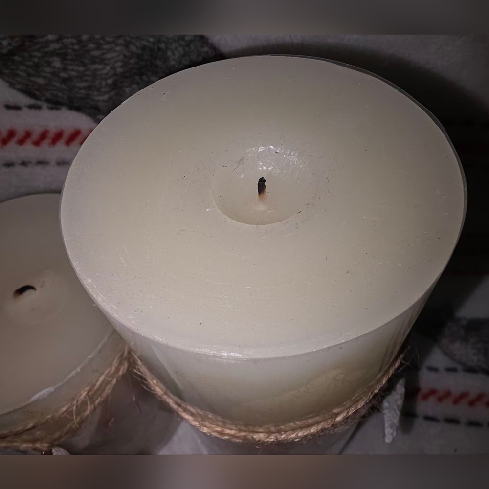 Pier 1 Oceans Sea Shell Filled Scented Pillar Candle. - Picture 4 of 5